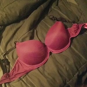 NEVER USED vs bra